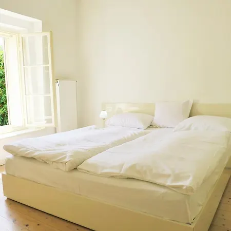Garden Castle Apartment