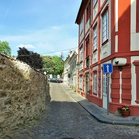 Garden Castle